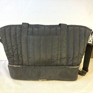 LIKE NEW! Steve Madden Quilted Overnight/Weekender/Gym Bag, Black